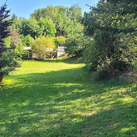 Bois Aux Portes Du Perigord Homestay